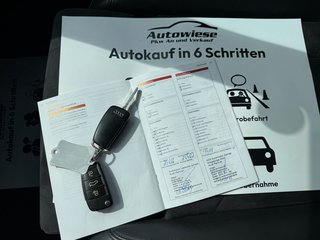 Audi Q3 2.0 TDI Quattro*Aut.*Xenon*Leder*AHK*PDC* - bilder 17