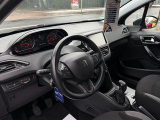 Peugeot 208 Active 1.4*Klima*Standheizung*Tempomat* - bilder 10