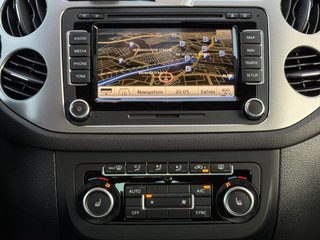 Volkswagen Tiguan Cup Sport & Style 1.4TSI*Navi*Xenon*Shz* - bilder 8