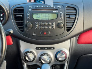 Hyundai i10 1.2 Style*Aut*Klima*33TKM*1.Hd*8Fach*TÜV NEU - bilder 6