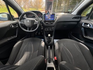 Peugeot 208 Active 1.2*Klima*Tempomat*Navi*Kamera*TÜVNEU - bilder 5