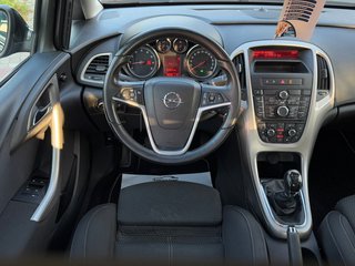 Opel Astra J Limousine EDITION 1.6*Xenon*Temp*Klima* - bilder 2