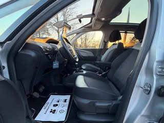 Citroën C4 Picasso Intensive 1.6HDI*Pano*Navi*PDC*1.HD - bilder 15