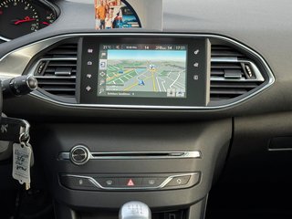 Peugeot 308 SW 1.6e-HDI Active Nav*Temp*Pano*TÜV NEU* - foto 6
