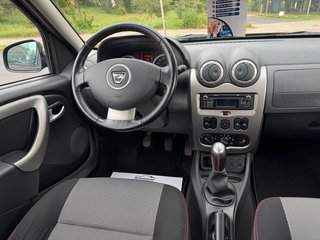 Dacia Duster I 1.6 Delsey 4x2*Klima*AHK*Allwetter* - bilder 4