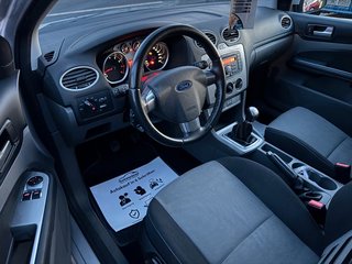 Ford Focus Turnier Style + 1.8*Klima*M&S*TÜV NEU - bilder 2