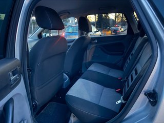 Ford Focus Turnier Style + 1.8*Klima*M&S*TÜV NEU - bilder 3