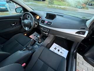 Renault Megane III Lim. 5-trg. Dynamique 1.9dCi*Navi*EU5 - bilder 2