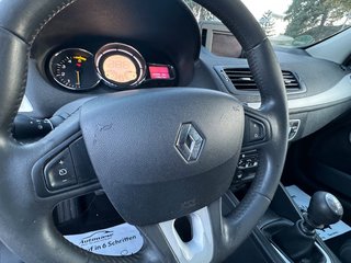 Renault Megane III Lim. 5-trg. Dynamique 1.9dCi*Navi*EU5 - bilder 3
