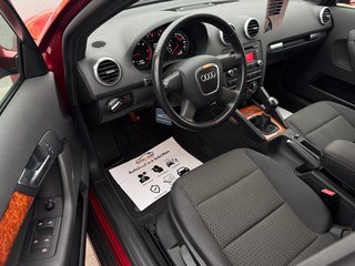 Audi A3 Sportback 1.6 TDI Ambiente*Panorama*Klima*EU5 - bilder 1