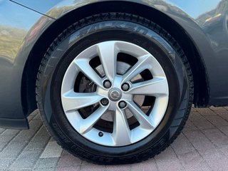 Opel Corsa E 1.4 Active*Aut*Nav*2.Hd*PDC*Szhz*TÜV NEU - bilder 1