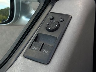 Volkswagen T4 Multivan Atlantis 2.5TDI*KLIMA*AHK*2.HD*TEMP - foto 18