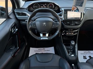 Peugeot 208 GT Line*Aut*Nav*Pano*JBL*Szhz*Temp*PDC*Kam* - bilder 3