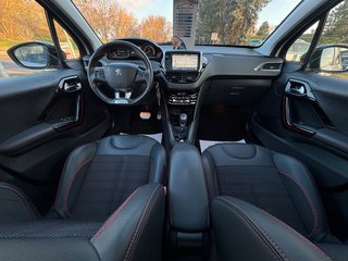 Peugeot 208 GT Line*Aut*Nav*Pano*JBL*Szhz*Temp*PDC*Kam* - bilder 5