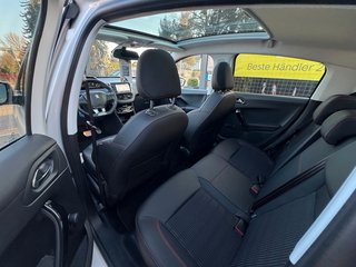 Peugeot 208 GT Line*Aut*Nav*Pano*JBL*Szhz*Temp*PDC*Kam* - bilder 7