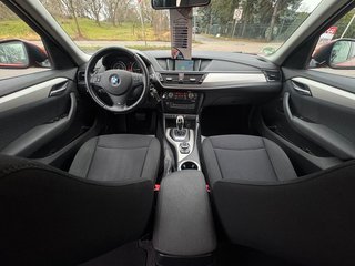 BMW X1 18 d xDrive*Aut.*Xenon*Navi*Shz*Temp - foto 2