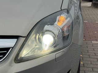 Opel Zafira B 1.6 Innovation*7-Sitzer*Klima*Xen*AHK* - foto 1