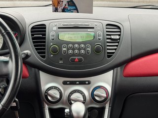 Hyundai i10 1.2 Style*Aut*Klima*33TKM*1.Hd*8Fach*TÜV NEU - bilder 7