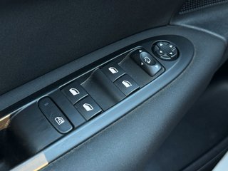 Citroën C4 Lim. 1.2 Selection*Aut*Nav*Keyless*LED*Temp* - foto 10