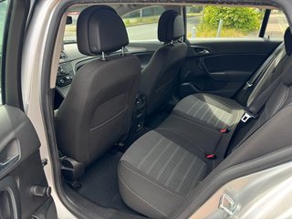 Opel Insignia Tourer 2.0CDTI*Navi*Alu*Ahk*Tüv10/25 - bilder 5