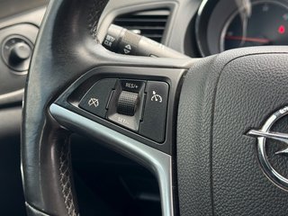 Opel Insignia Tourer 2.0CDTI*Navi*Alu*Ahk*Tüv10/25 - bilder 9