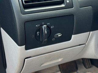 Ford Mondeo 2.0 Ghia Aut.*S-Dach*SHZ*CarPlay*TÜV NEU - bilder 6