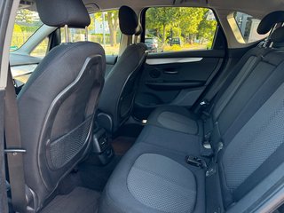 BMW 218i Tourer Active*Klimaautomatik*Pdc*Shzg*2.HD - bilder 3
