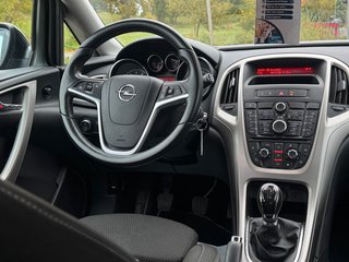 Opel Astra J Limousine EDITION 1.6*Xenon*Temp*Klima* - foto 4