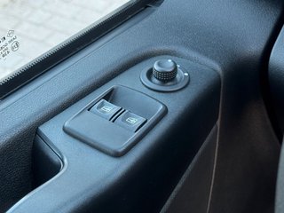 Opel Vivaro B Kasten L1H1 2,7t*Nav*AHK*Kamera*Temp* - bilder 8