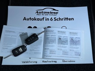 Hyundai i30 cw 1.4 FIFA WM Edition Kombi*Klima*TÜV NEU - bilder 11