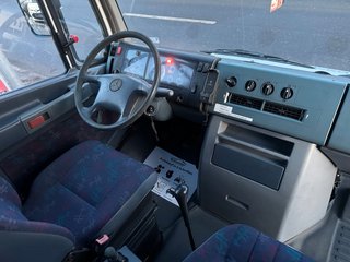 Mercedes-Benz Vario 615 D KASTEN*STANDHEIZUNG*1.HD*61799KM!* - foto 6