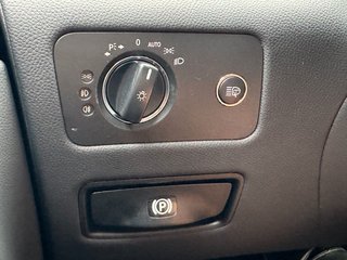 Mercedes-Benz CLS 350*Keyless*Navi*Standheizung*Xenon*Voll* - bilder 28