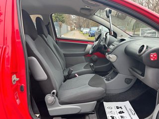 Toyota Aygo (X) 1,0 City*Servo*Allwetter*TÜV NEU - bilder 2