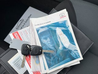 Toyota Aygo (X) 1,0 City*Servo*Allwetter*TÜV NEU - bilder 9