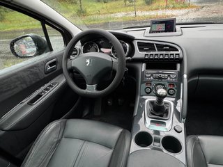 Peugeot 3008 Platinum Pano*Leder*Nav*HUD*ACC*AHK*Szhz* - bilder 4