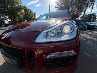 Porsche Cayenne GTS*Panorama*Xenon*BOSE"2.HD*21ZOLL - foto 1