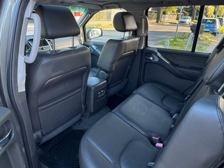 Nissan Pathfinder 2.5 dCi 4x4*Aut*7Sitze*AHK*Kam*Temp* - bilder 7