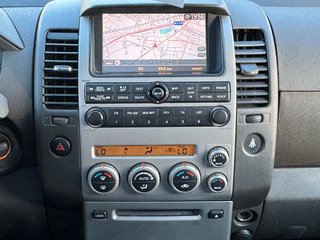 Nissan Pathfinder 2.5 dCi 4x4*Aut*7Sitze*AHK*Kam*Temp* - bilder 9