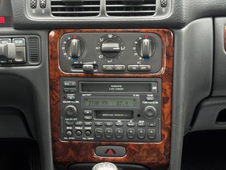 Volvo C70 2.4T Coupe 193PS*Klima*Szhz*Alcantara*Temp - foto 7