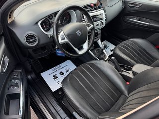 Lancia Delta Gold 1.4*Klima*8-Fach*Temp*Alcantara*AHK - bilder 2