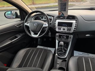 Lancia Delta Gold 1.4*Klima*8-Fach*Temp*Alcantara*AHK - bilder 5