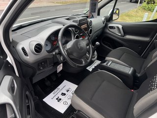 Citroën Berlingo 1.6 Kombi Selection*Pano*Klima*Temp*AHK - foto 2
