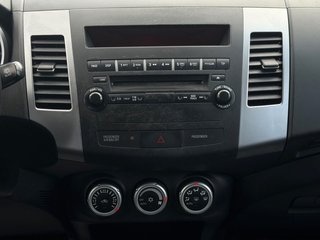 Mitsubishi Outlander 2.4 Intense*4x4*Aut*Leder*Temp*Szhz* - bilder 7