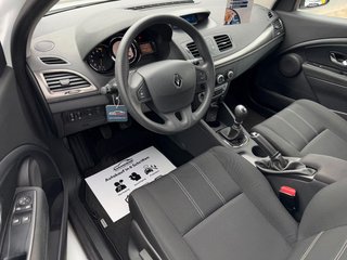 Renault Megane III 1.6 Klima*Tempomat*ZR NEU*TÜV NEU* - bilder 1