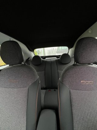 Fiat 500 e Icon Cabrio, Komfort,- Magic-Eye,- Co-Driver- und Winterpaket - bilder 8