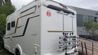 Eura Mobil Profila T 675 SB incl. Fahrradträger, Markise und NAV mit Rückfahrkam.,Chassis-, Design-, Plug in-Paket, Panorama-Glasdach, Zus.-Bett für zwei Pers. - foto 4