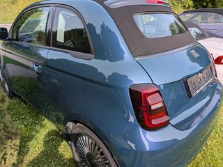 Fiat 500 e Cabrio Icon, LED- Tagfahrlicht, Komfort- , Park- und Winter- Paket - bilder 4