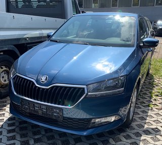 Skoda Fabia Ambition 1.0 TSI Parksensoren hinten, LED-Tagfahrlicht - bilder 2