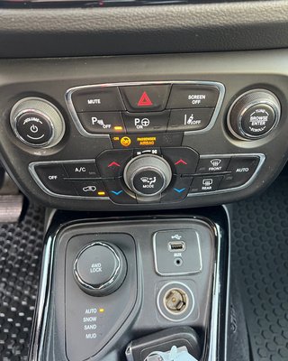 Jeep Compass Limited 1,4 MAIR 170 PS, 4WD Automatik - bilder 13