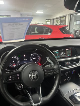 Alfa Romeo Stelvio Veloce Q4 - bilder 6